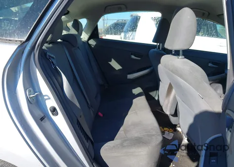 2011 Toyota Prius Three from USA, damaged, VIN JTDKN3DU6B5301709